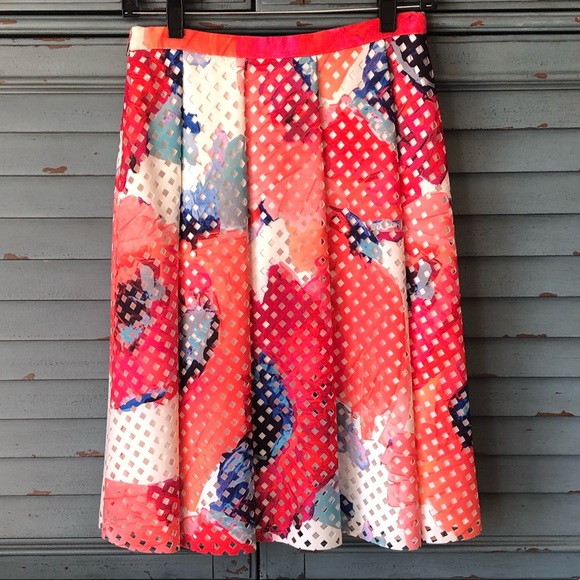 Trina Turk Poppy Perforated Skirt Floral - Picture 4 of 13